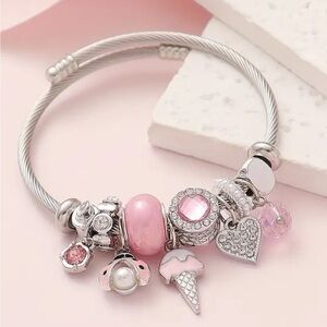 Charming Style Bracelet with Water Crystal Embellishments and DIY Beadwork